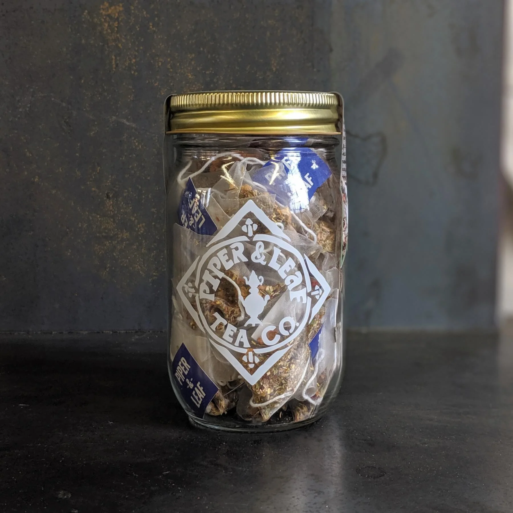 Mistletoe Grove Party Pack 25 Sachets in Pint Jar